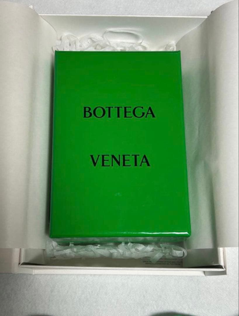 限定値下げ【未使用】BOTTEGA VENETA グリーン　名刺入れ 希少
