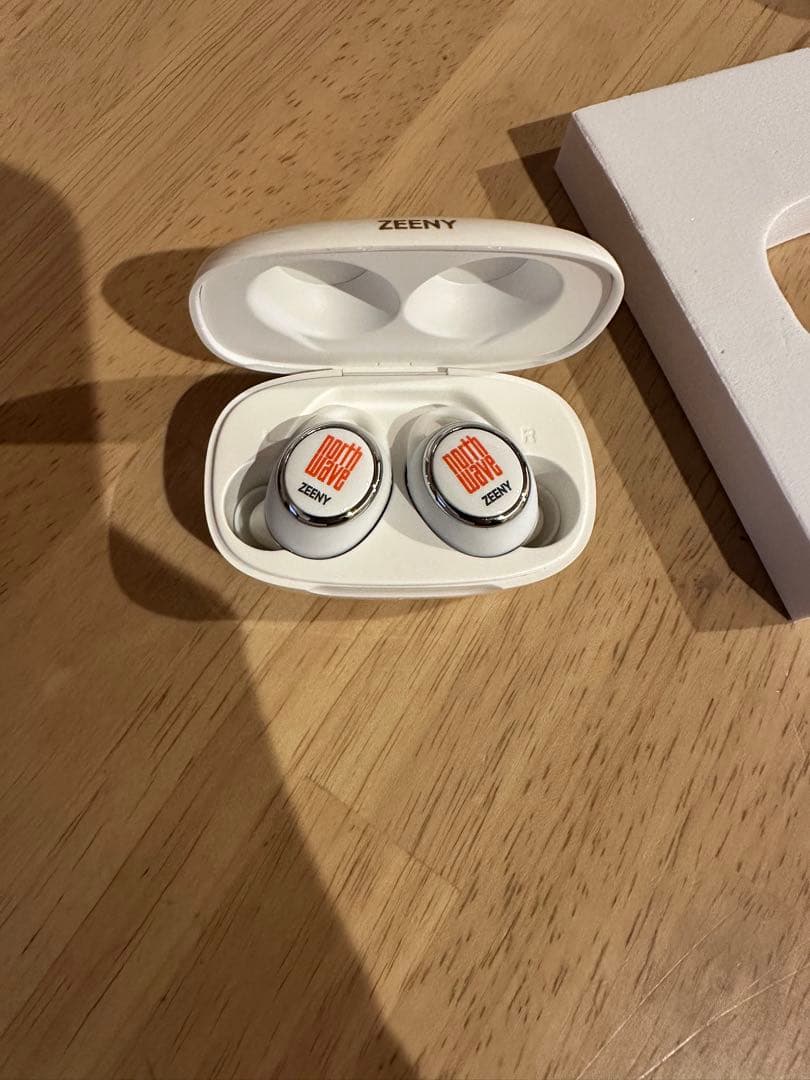 Zeeny Lights 2 イヤホン　限定品