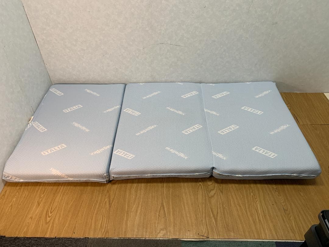 S☆684 マニフレックス 三つ折り マットレス シングル