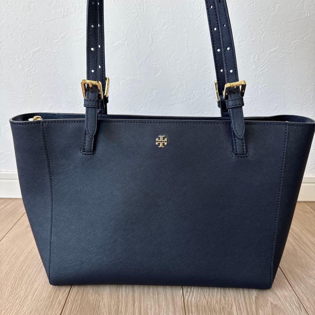 トリーバーチ　トートバッグ　A4サイズ　紺色