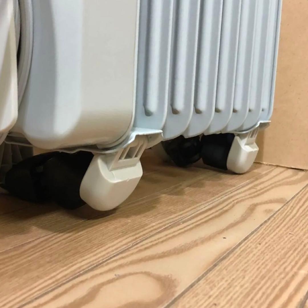 De'Longhi デロンギオイルヒーターKHD410812-BK