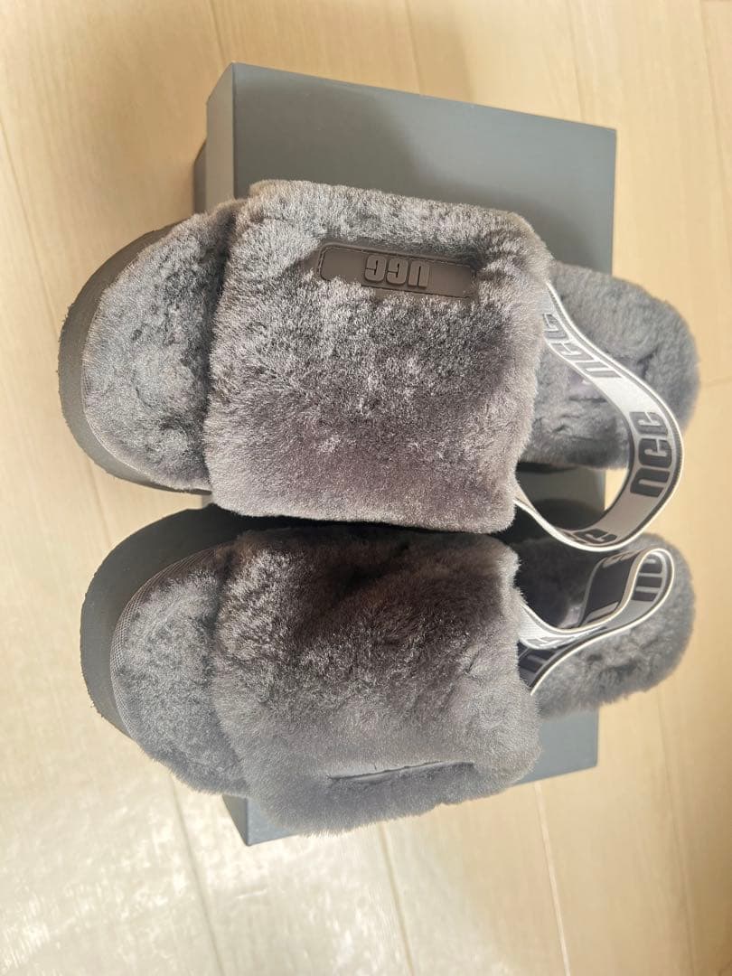UGG 厚底　ファーサンダル　ディスコスライド　サイズ23cm