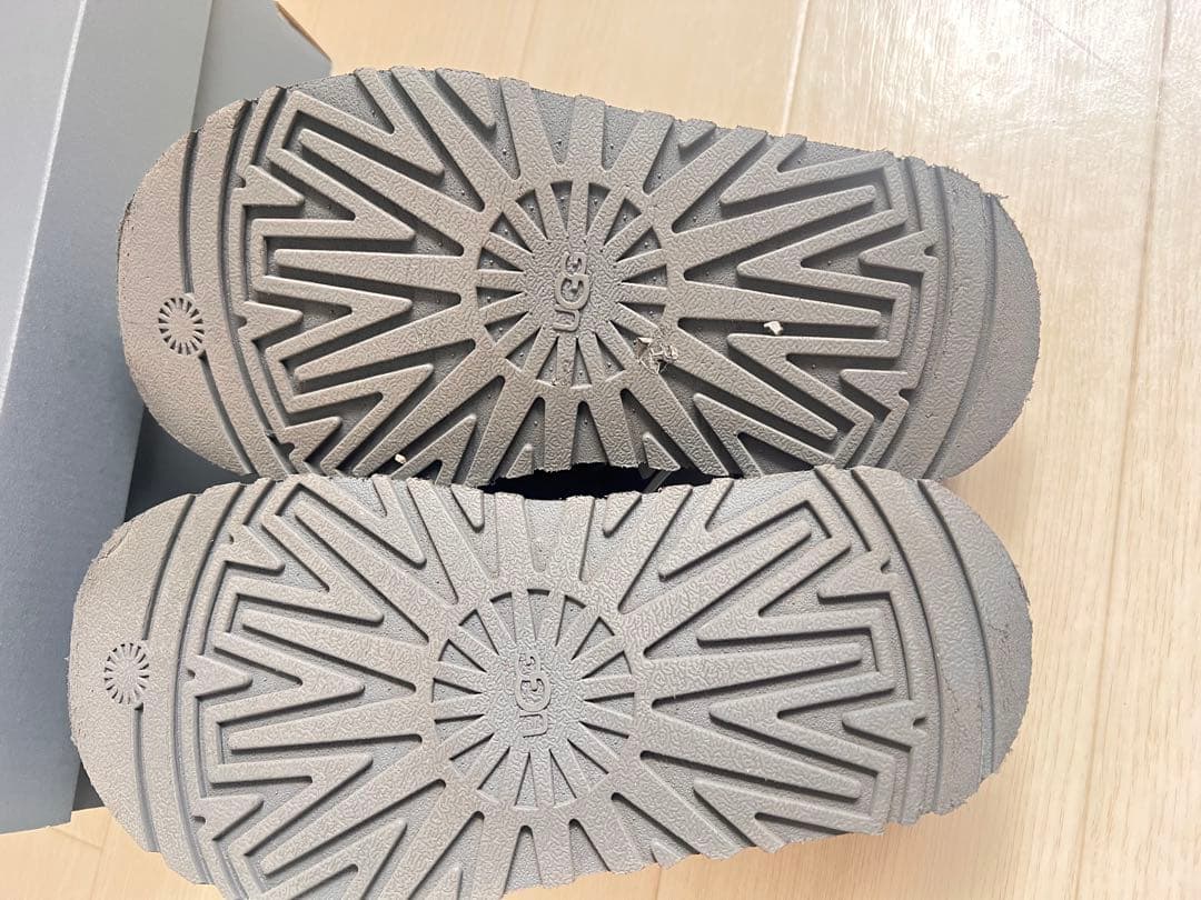 UGG 厚底　ファーサンダル　ディスコスライド　サイズ23cm