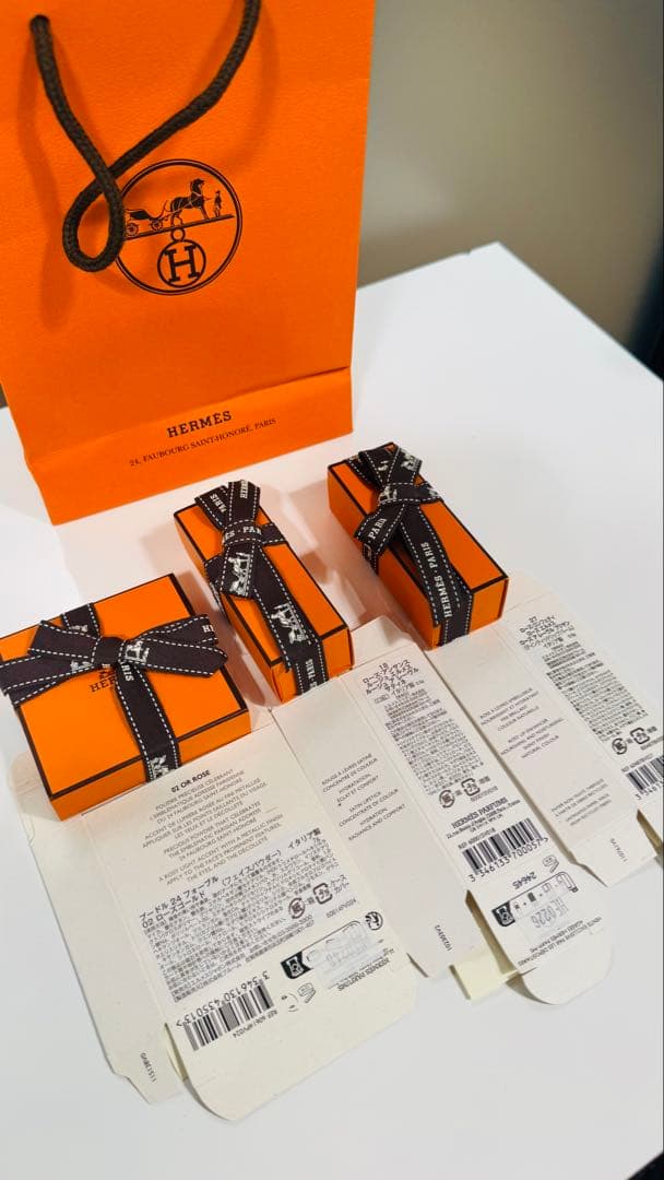 HERMES コスメ3点セット フェイスパウダー、ルージュ、リップバーム