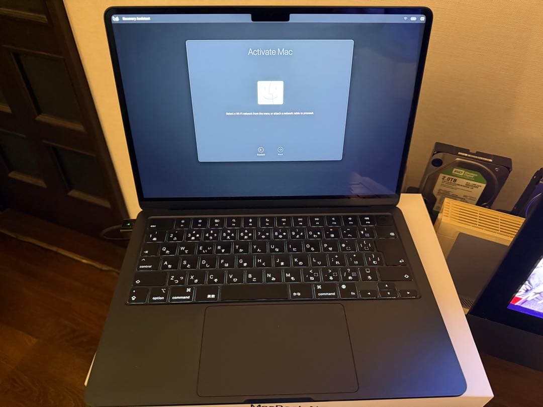 Apple MacBook Air ミッドナイト本体