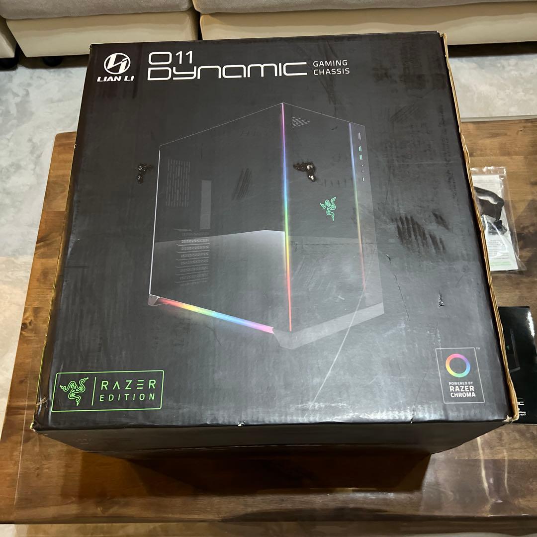 Lian Li O11 Dynamic Razer Edition PCケース