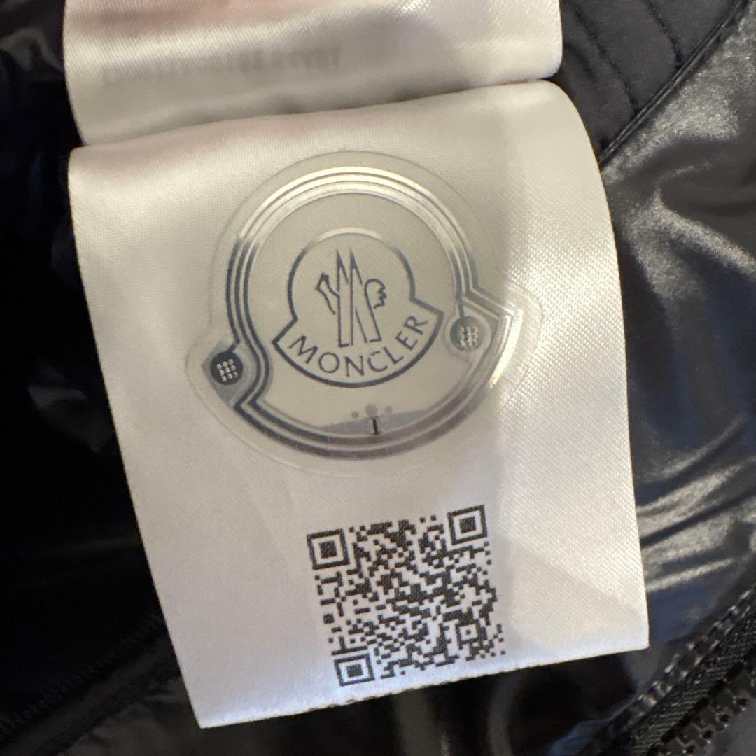 【超美品】2023年製　cardamine サイズ4 ブラック