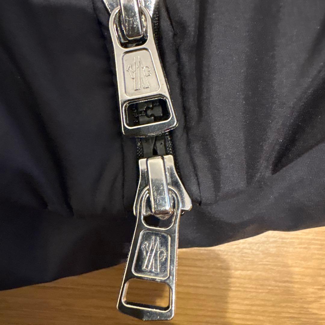 【超美品】2023年製　cardamine サイズ4 ブラック