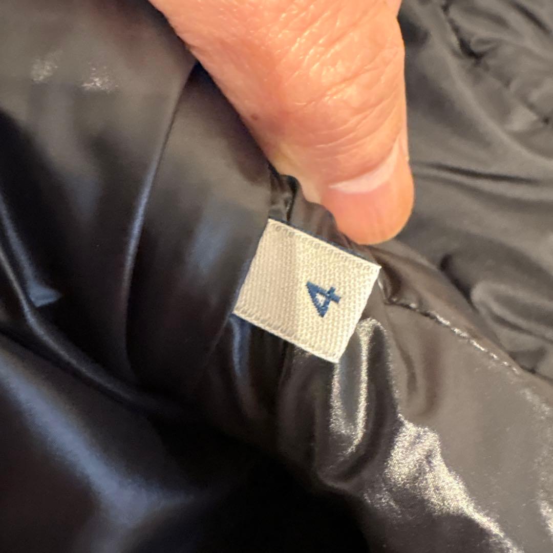 【超美品】2023年製　cardamine サイズ4 ブラック