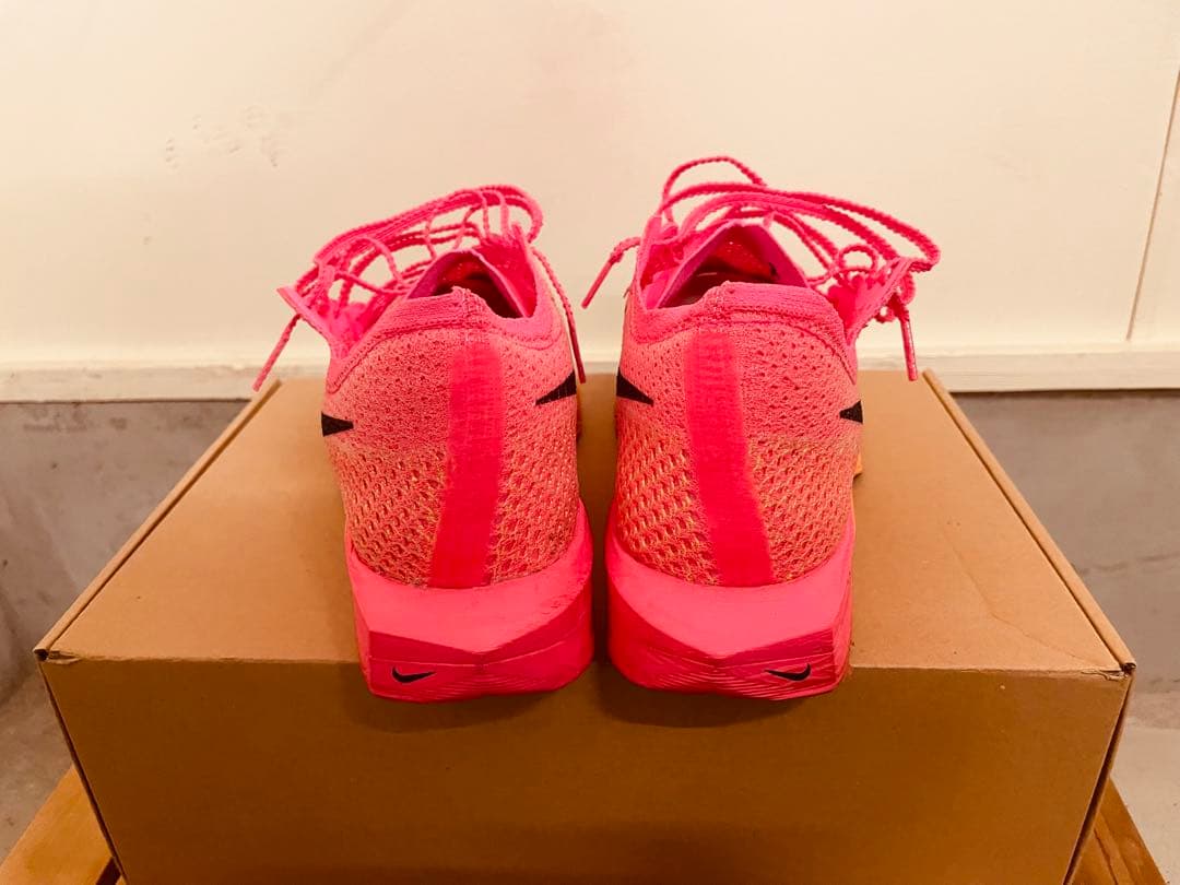 Nike ZoomX vaporfly next %3ピンクシューズ　27cm