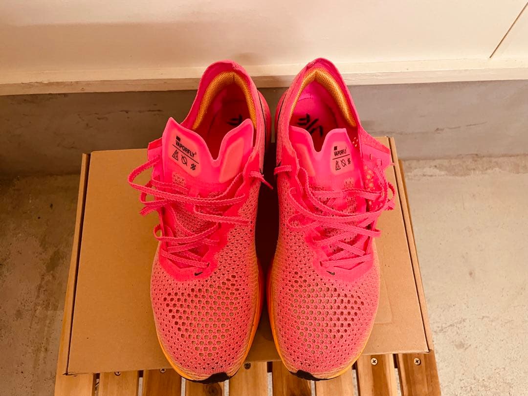 Nike ZoomX vaporfly next %3ピンクシューズ　27cm