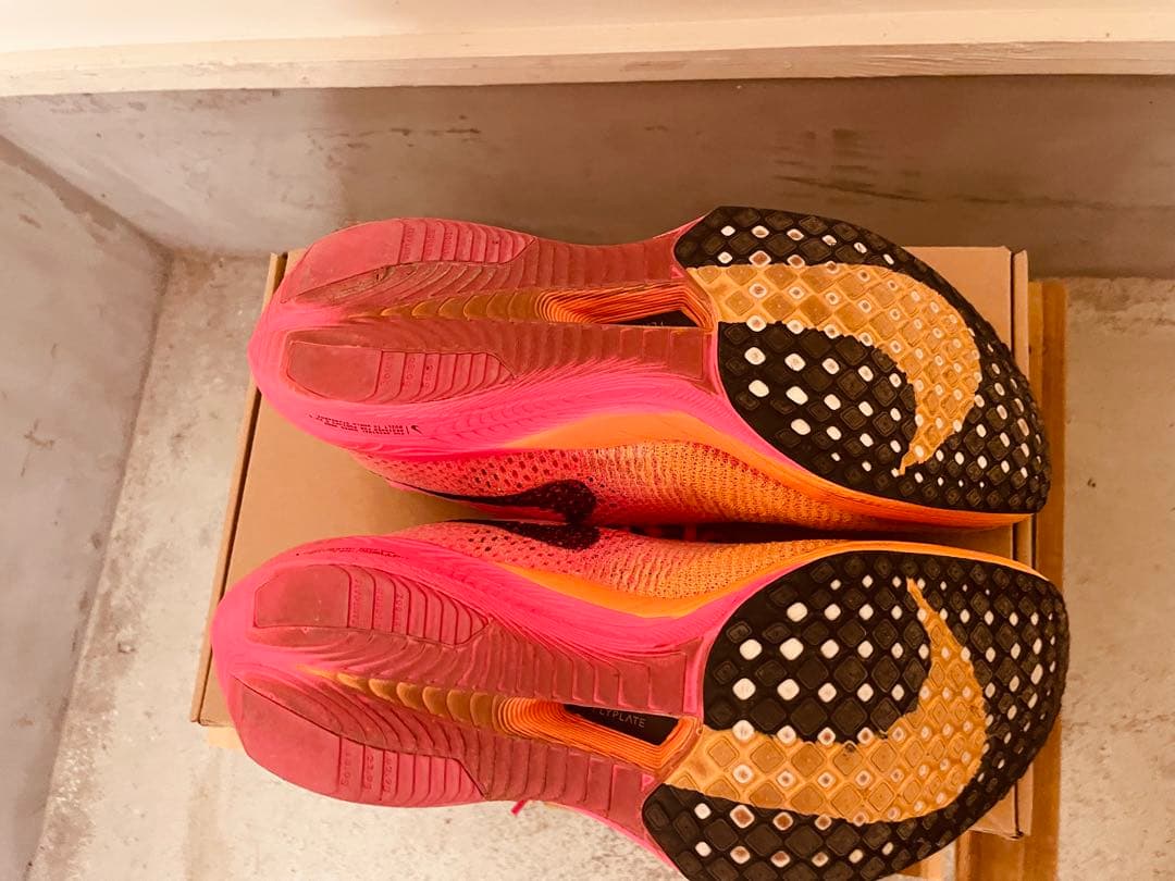 Nike ZoomX vaporfly next %3ピンクシューズ　27cm