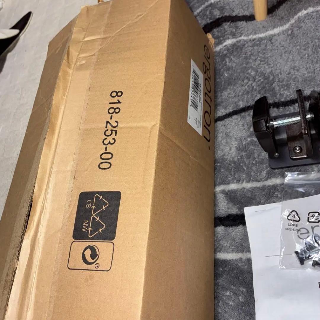 モニターアーム ergotron LX Desk Monitor Arm