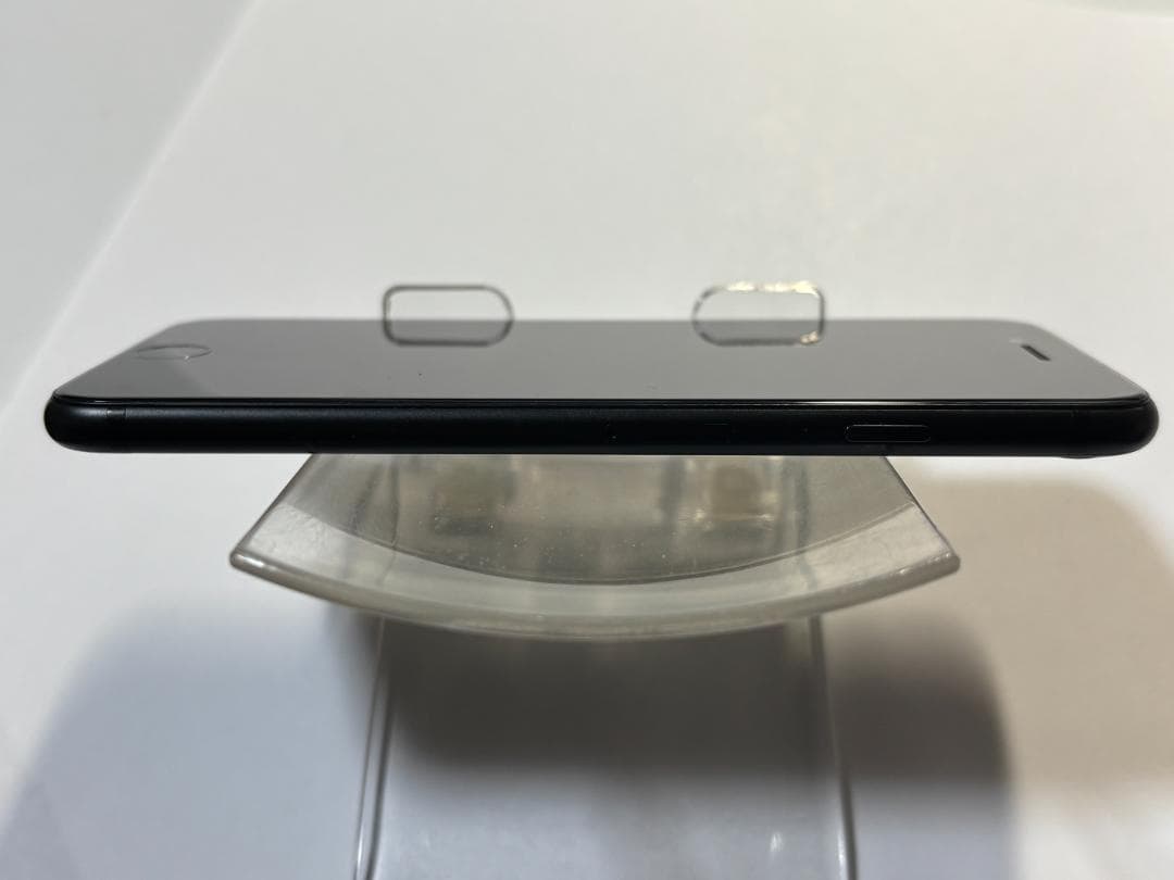 iPhone 7 128GB ブラック SIMフリー 電池交換済み