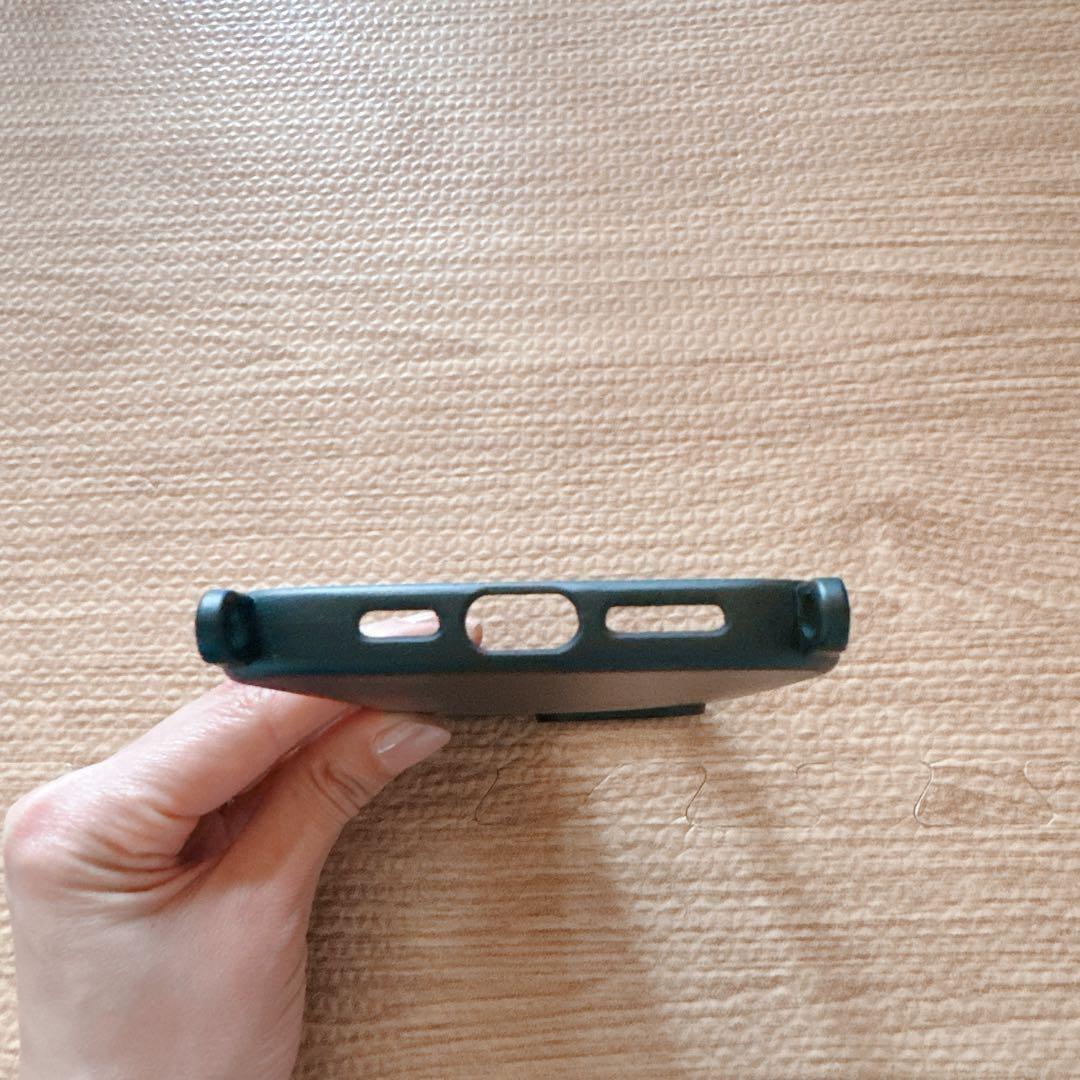 iPhone14 Pro Maxケース ショルダーストラップ付き シリコン