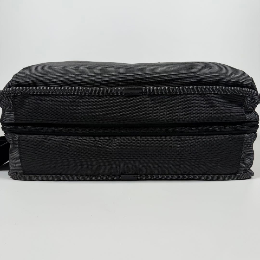 【美品】トゥミ　ビジネスバッグ　2way アルファ2 エクスパンダブル　グレー