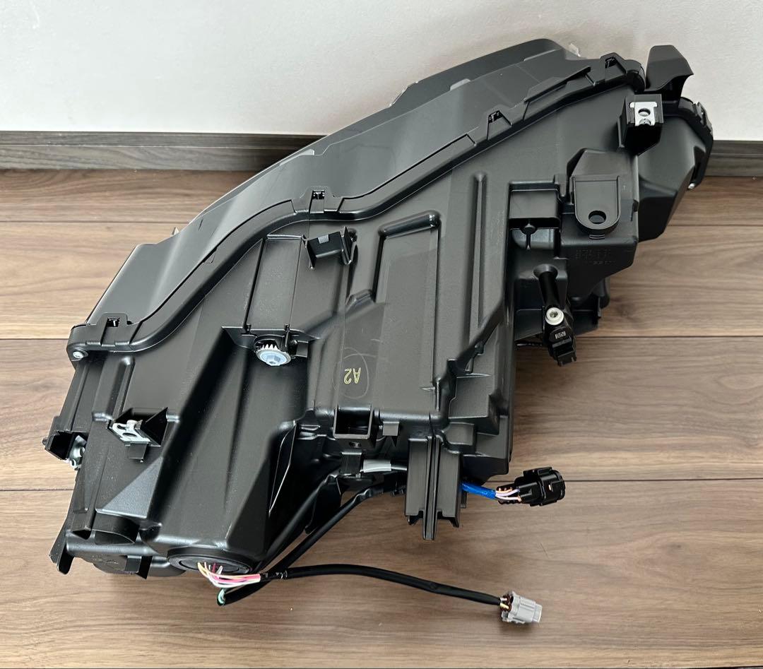 日産　エクストレイル　左ヘッドライト　ユニット