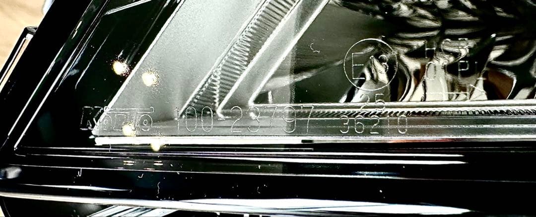 日産　エクストレイル　左ヘッドライト　ユニット