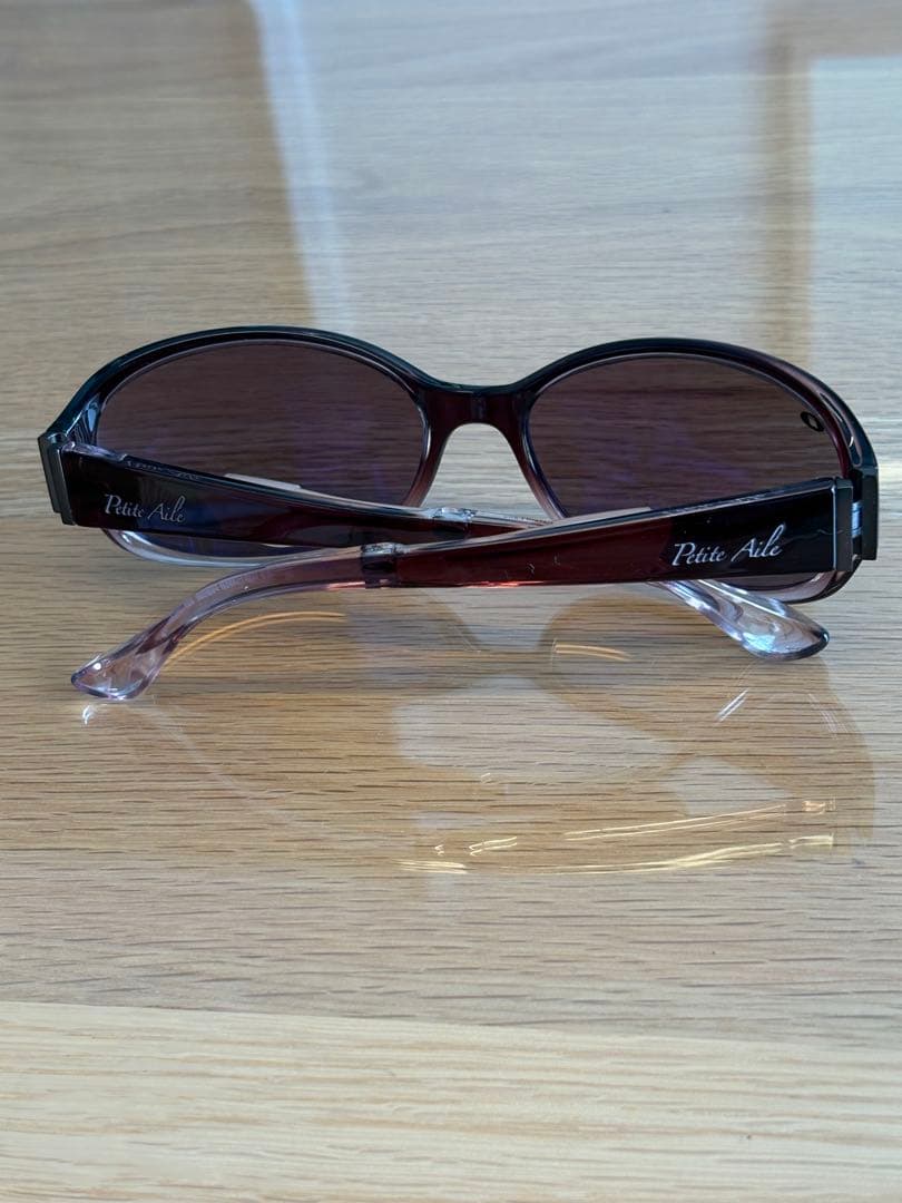 IZONE NEW YORK プティエル　鼻にかけない サングラス