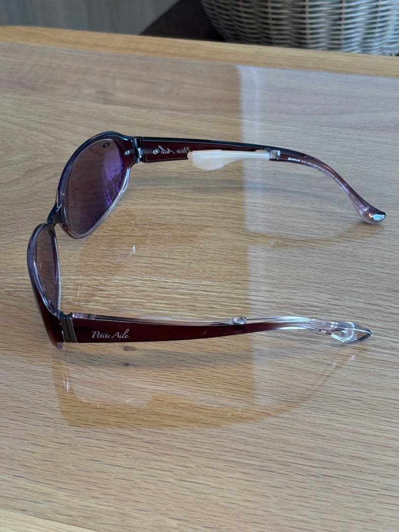 IZONE NEW YORK プティエル　鼻にかけない サングラス