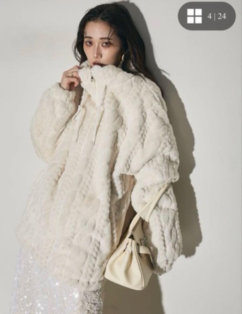 ANDREA&Co.ケーブルデザインZIPファージャケット➕スパンコールスカート