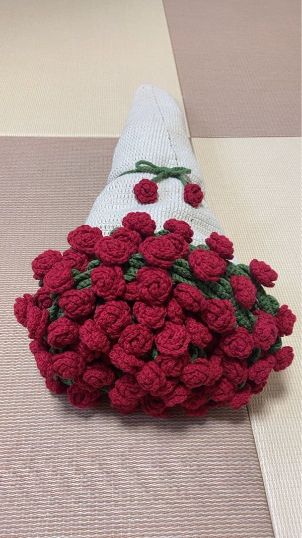 （専用）バラの花束ブランケット直径143cm，102本の大きなバラ，ストール