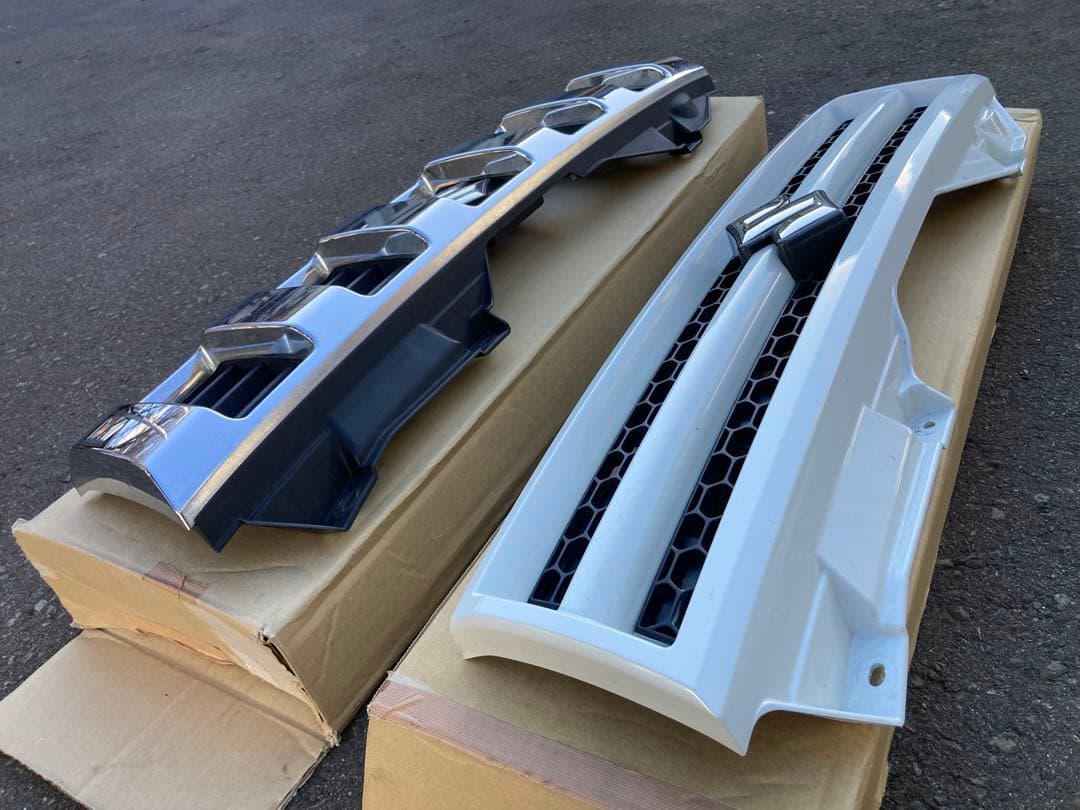 【2個セット】SUZUKI ジムニー JB23 グリル白＆クローム【送料込み】