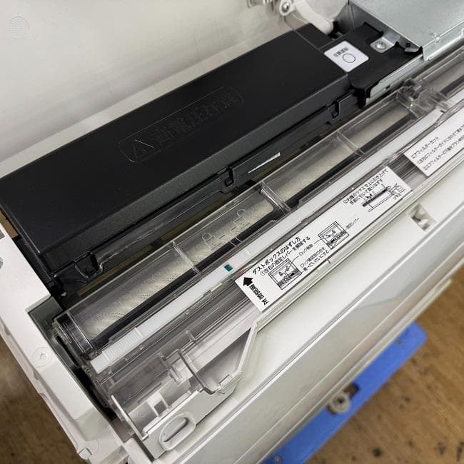 美品【 TOSHIBA 】東芝 おもに6畳用 ルームエアコン RAS-H221R