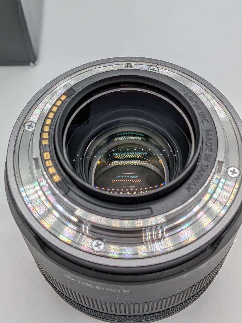 キヤノン RF35mm F1.8 MACRO IS STM