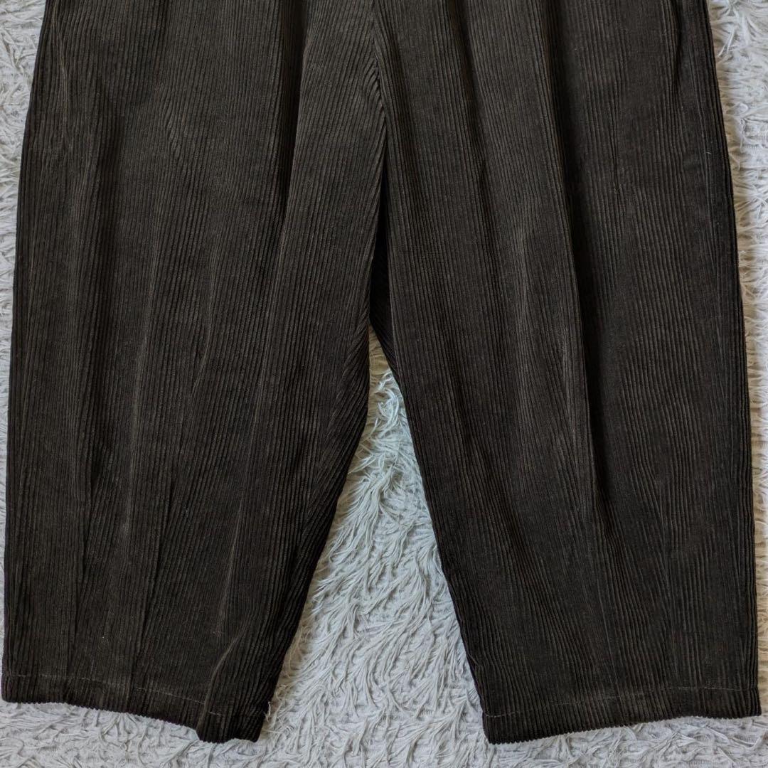 HUIS./遠州織物　シャトルコーデュロイバルーンパンツ（太畝　カーキブラウン）