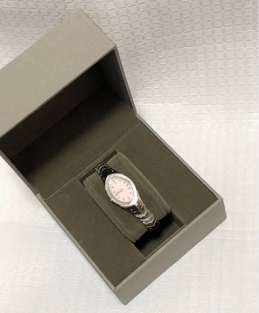 Vivienne Westwood 腕時計 オーブ ヴィヴィアン アーマー