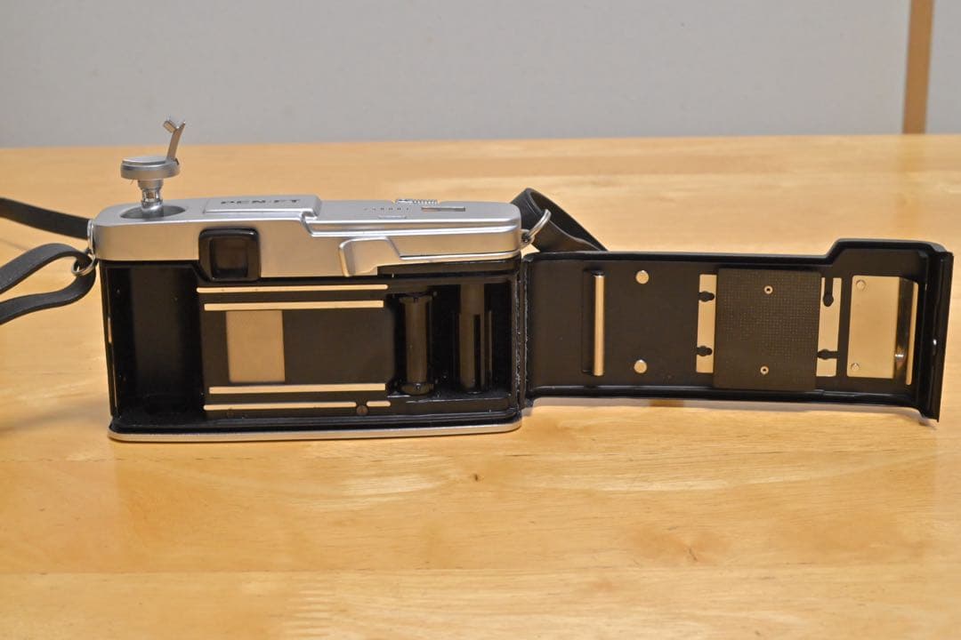 フィルムカメラ Olympus PEN FT + 40mm f1.4