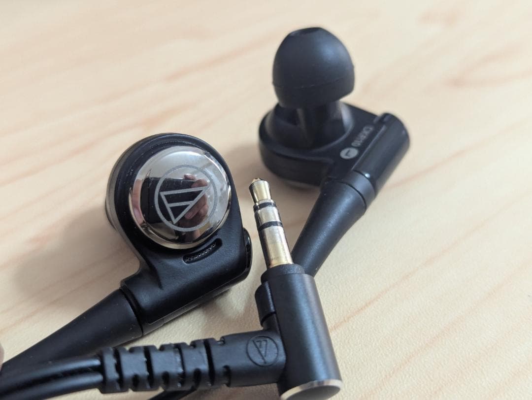 オーディオテクニカ ATH-CKR10 インイヤーヘッドホン ブラック 箱付き