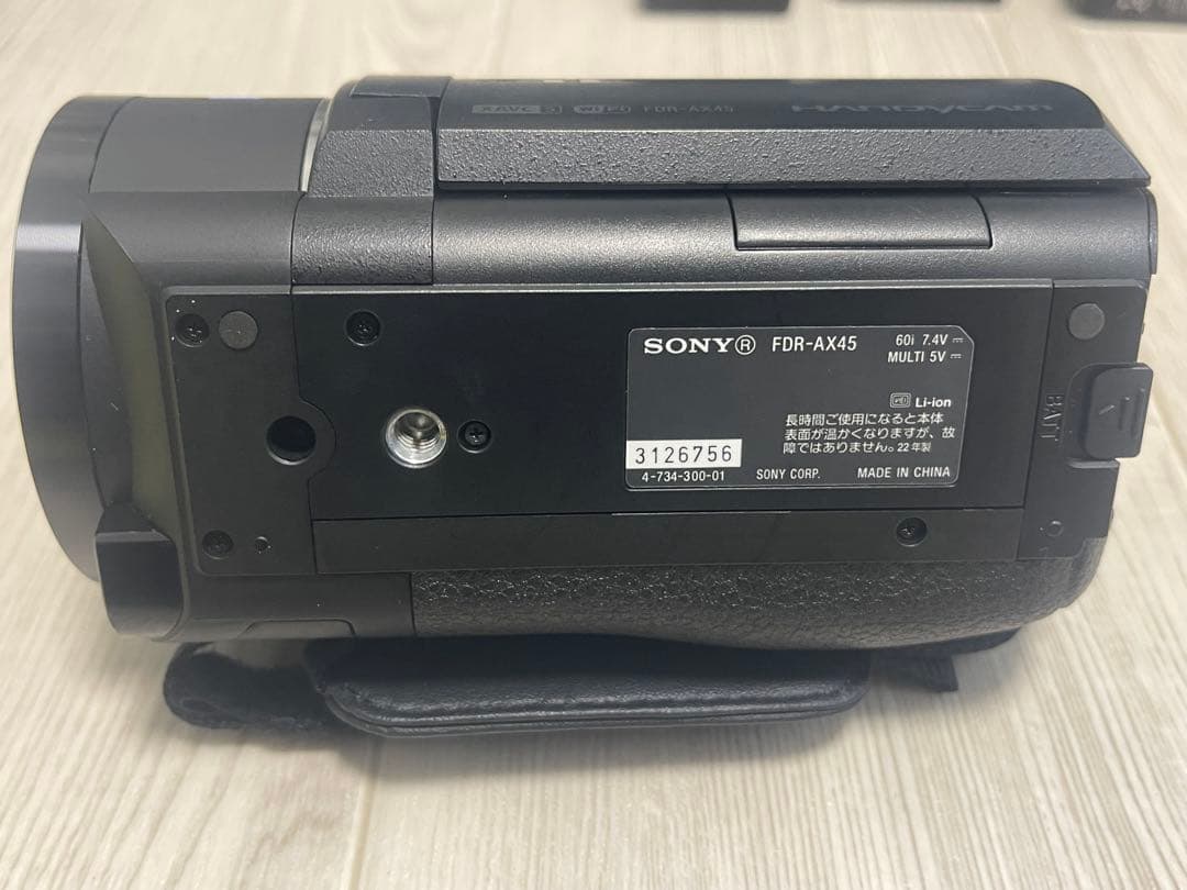 SONY FDR-AX45本体 三脚　Colemanバッグ