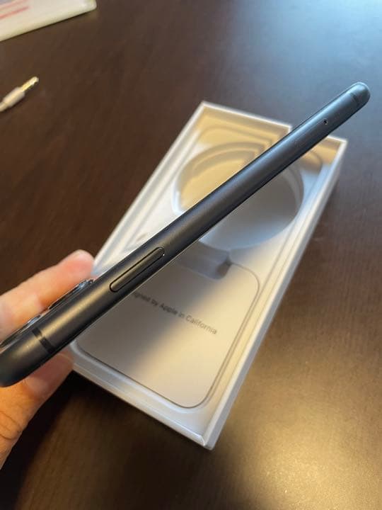 Apple iPhone11 SIMフリー 128GB ブラック MWM02J…