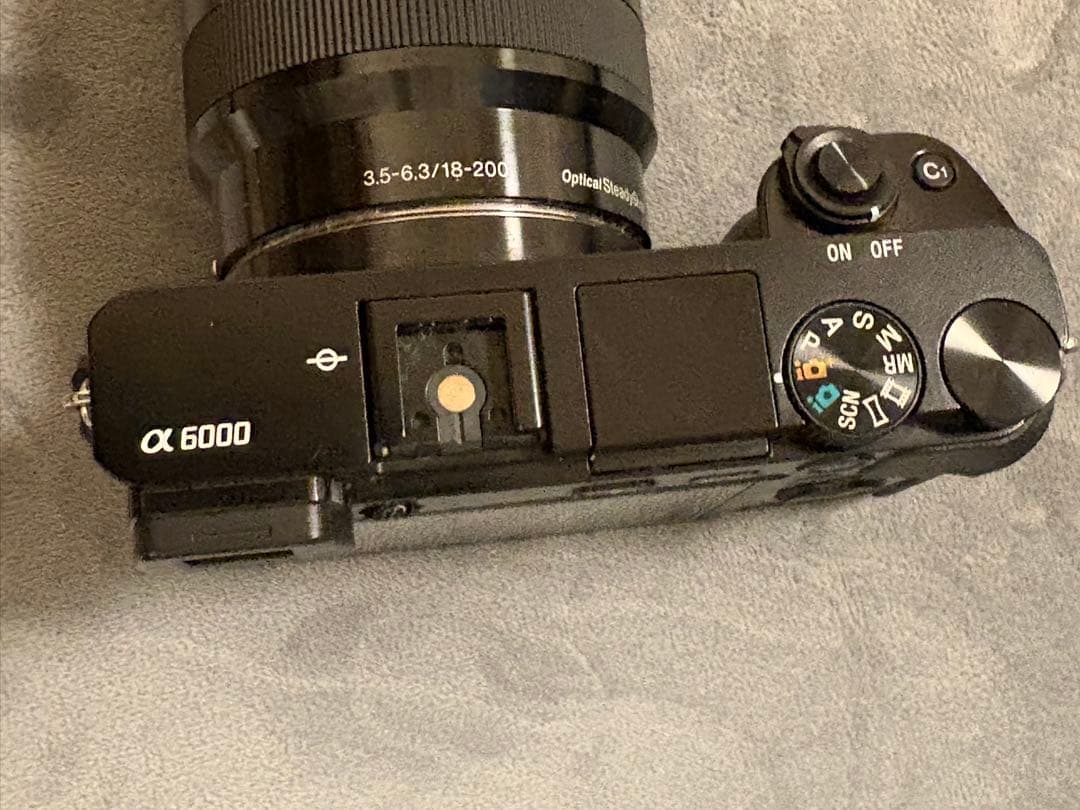 SONY α6000 説明書付 SEL18200LE付き