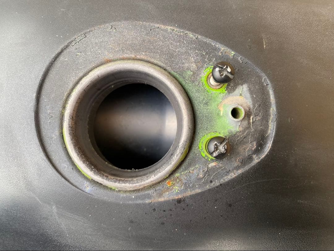 [品名] カワサキ250tr 純正タンク(キャブ車用)