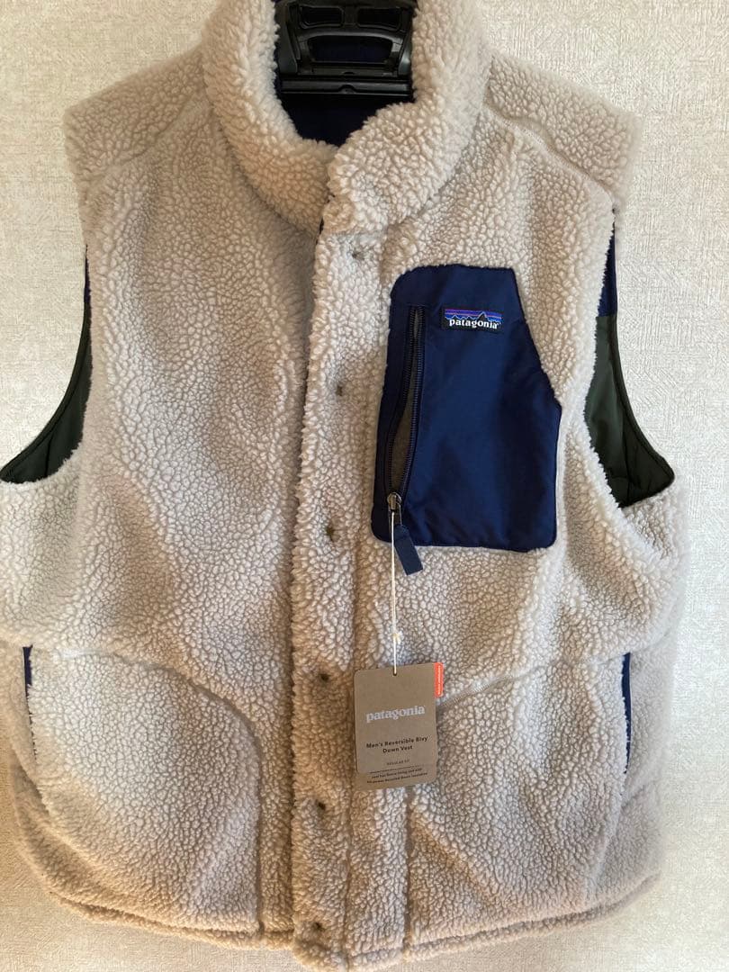 Patagonia パタゴニア リバーシブルダウン・ベスト