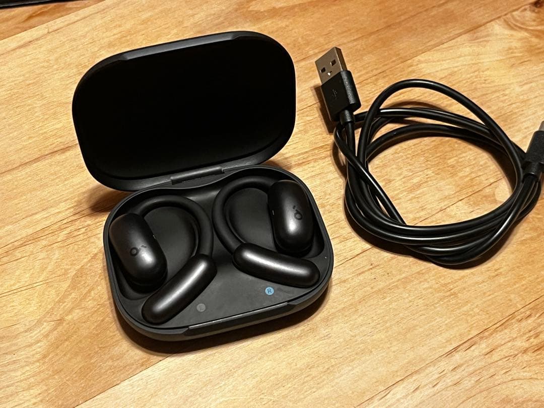 Anker Soundcore AeroFit 2 ながら聞きイヤホン　ブラック