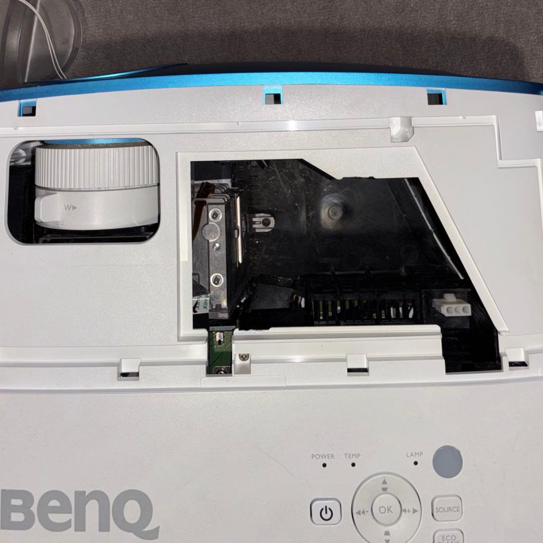 BenQ TK800 ホームシアタープロジェクター