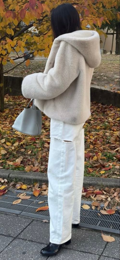 新品★CARLAカーラ　Eco fur hood coat / beige