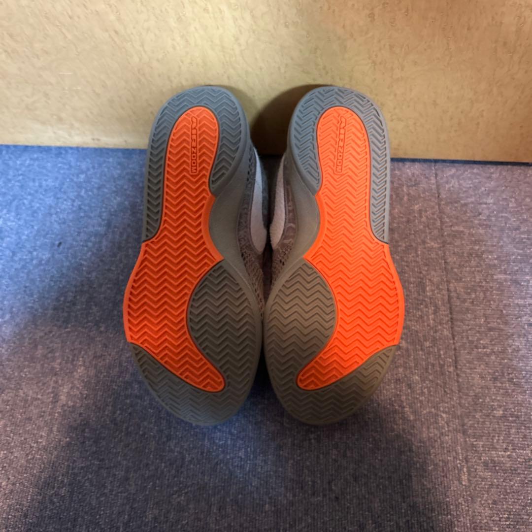 NIKE バスケットボールシューズ　BOOK1