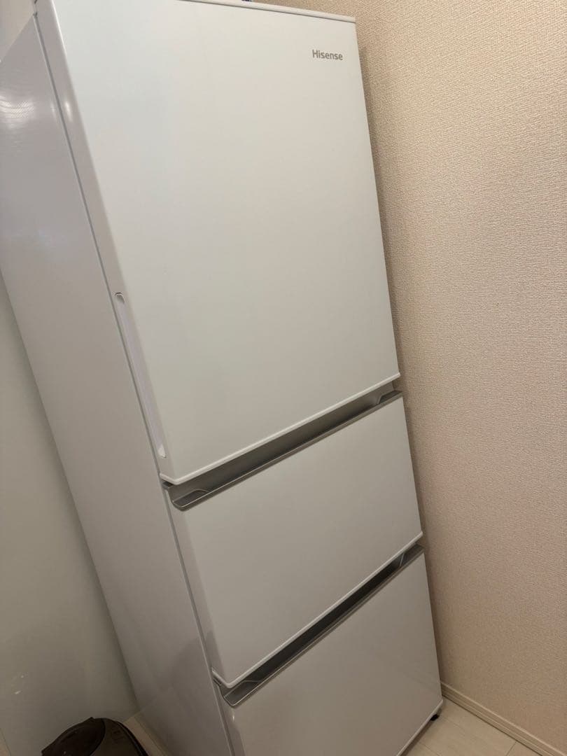 Hisense 大容量 3ドア冷蔵冷凍庫　ホワイト