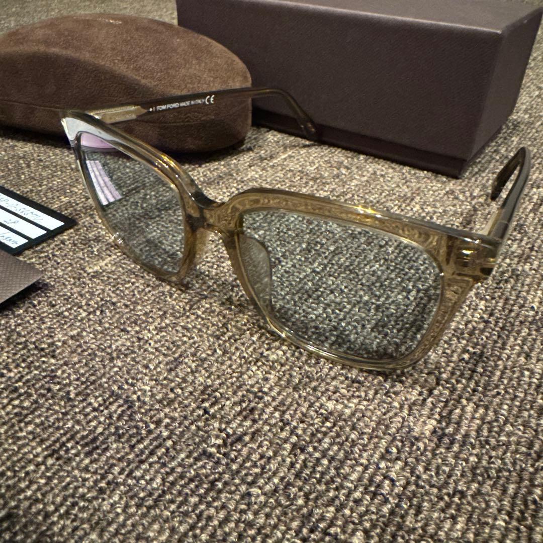 背*恥様 【1点限り】【美品】ロンハーマン千駄ヶ谷店購入 トムフォード サングラ