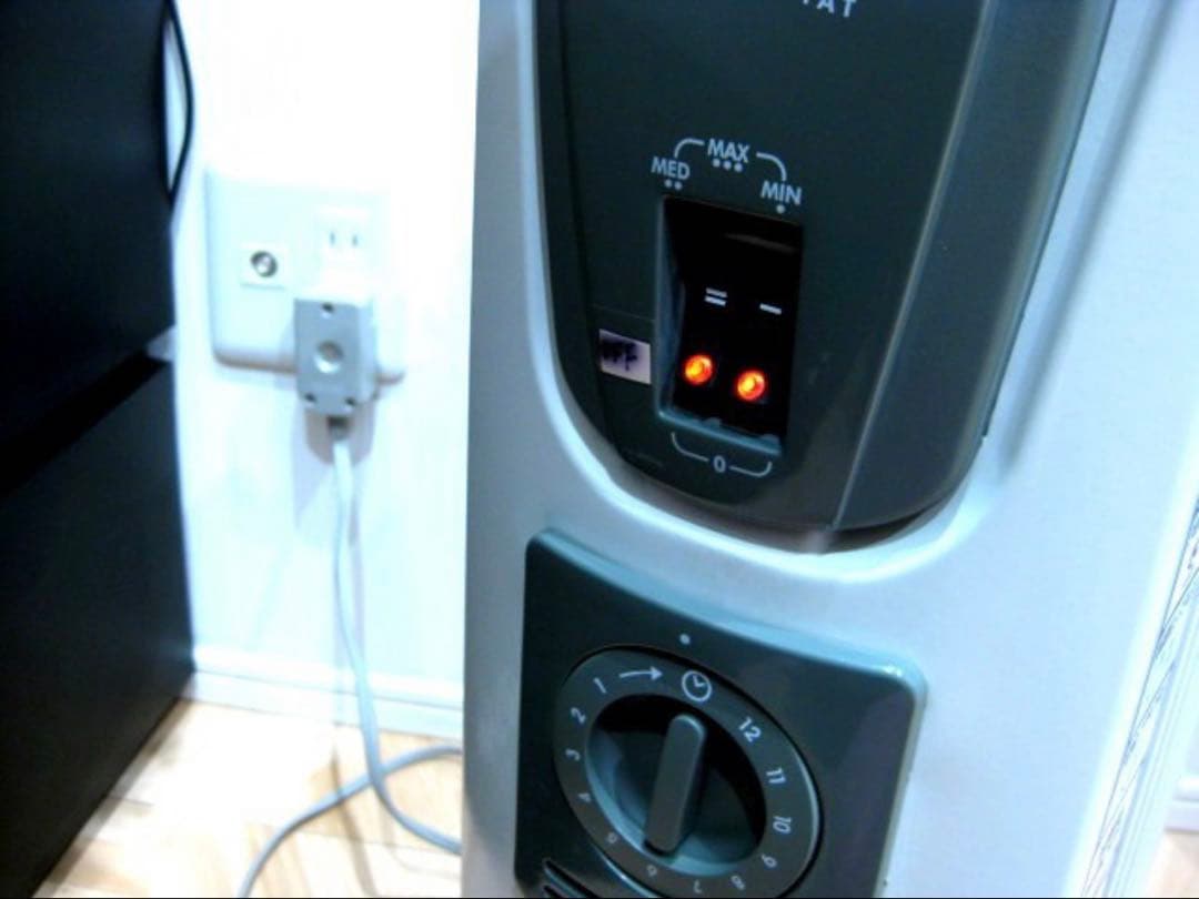 オイルヒーター HR650812FS デロンギジャパン 暖房 1200W