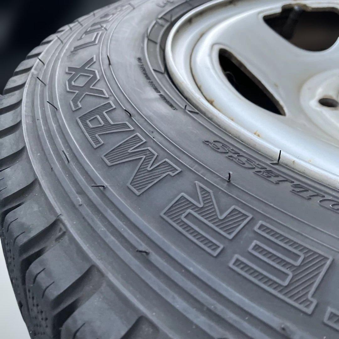 スタッドレスタイヤ　185/75R15 15インチ