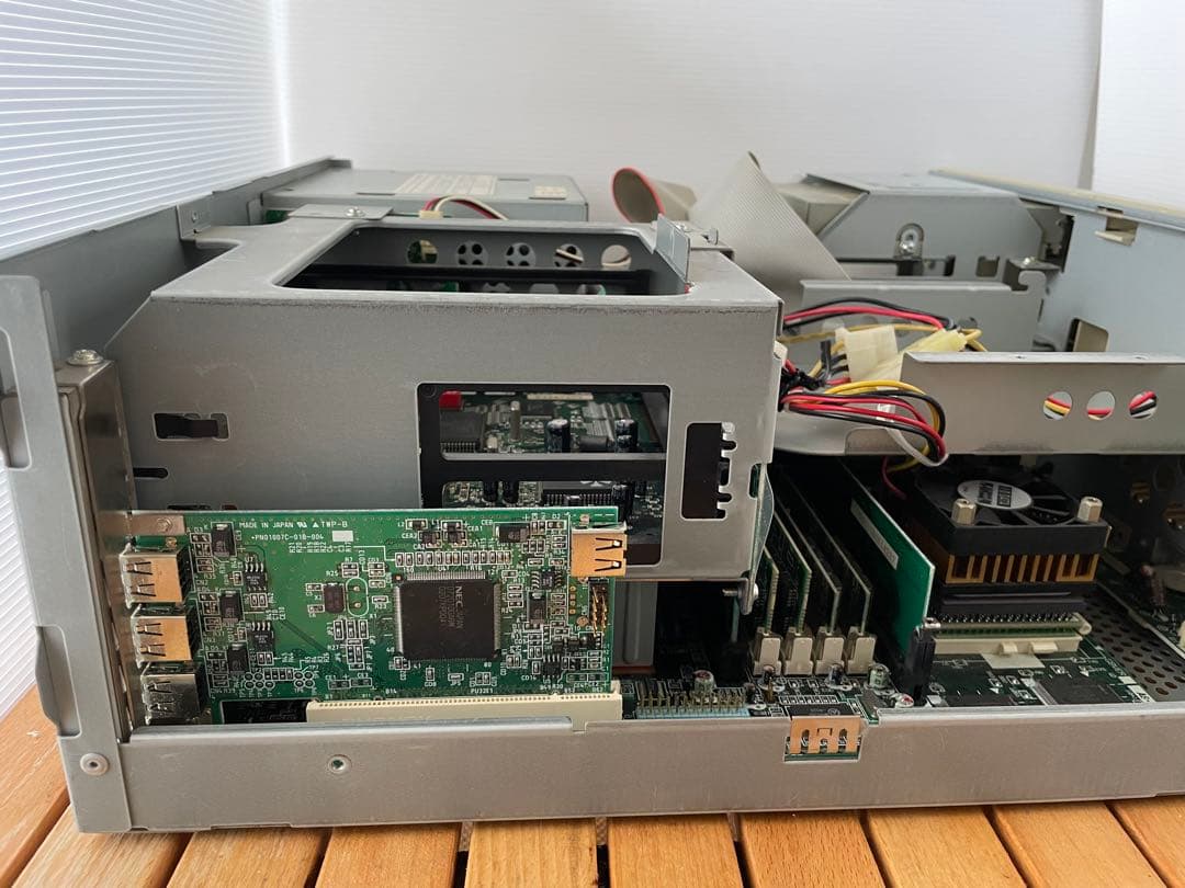 【メンテナンス済】PC-9821V10 K6-2 333MHz