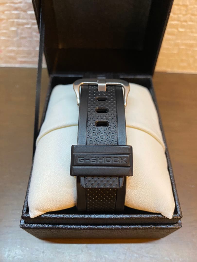 【極美品】G-SHOCK GST-W300G-1A1JF 電波ソーラー