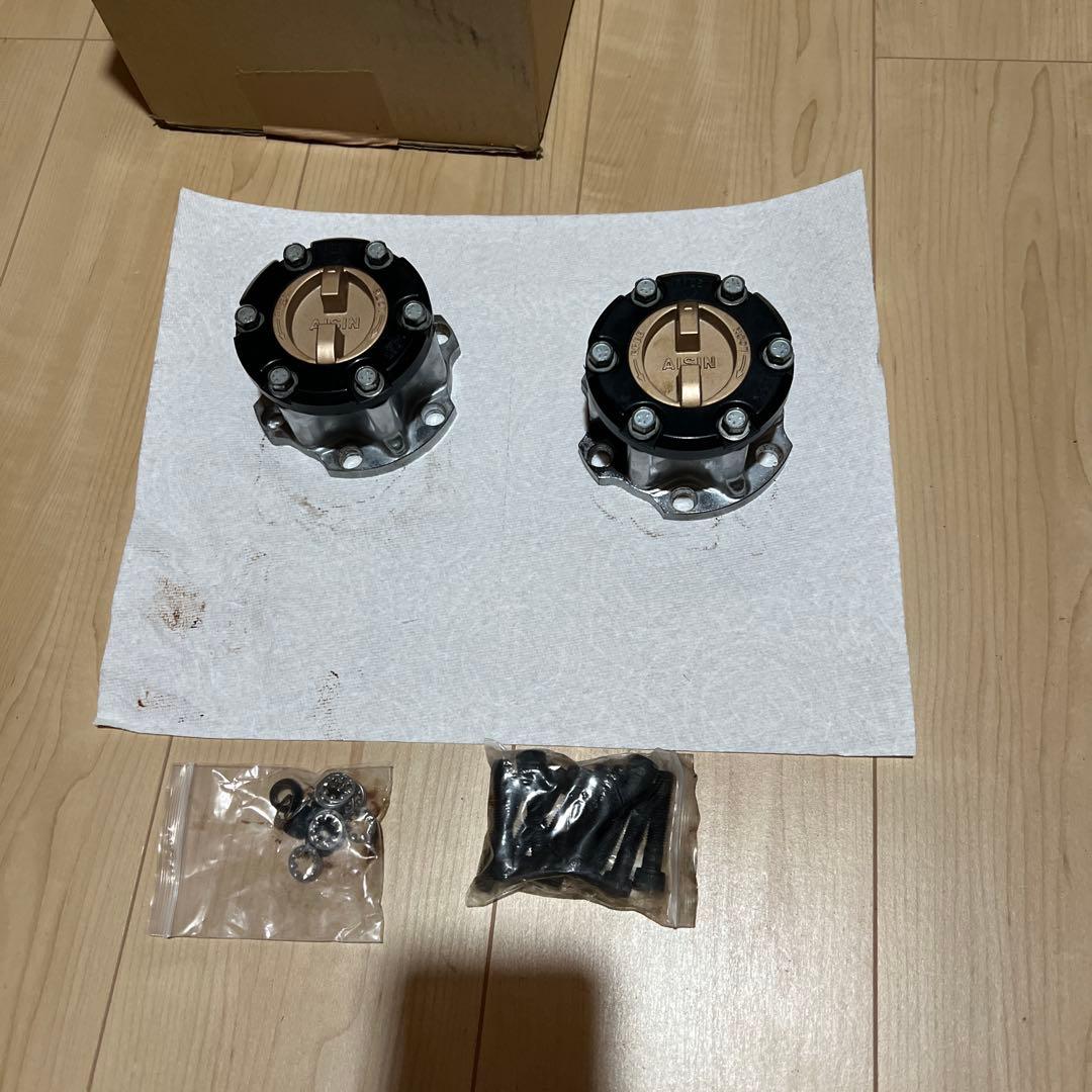 ランクル70 マニュアルハブ AISIN製