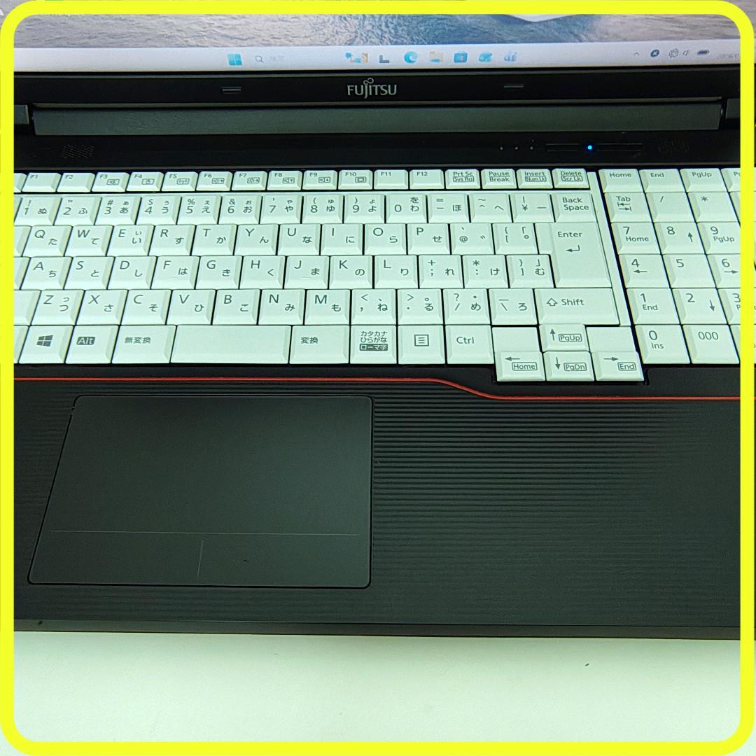 セール価格　SSD⭐️windows11　ノートパソコン　office　800